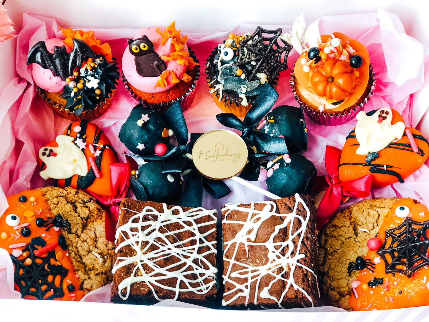 HALLOWEEN TRICK OR TREAT FAMILYBOX