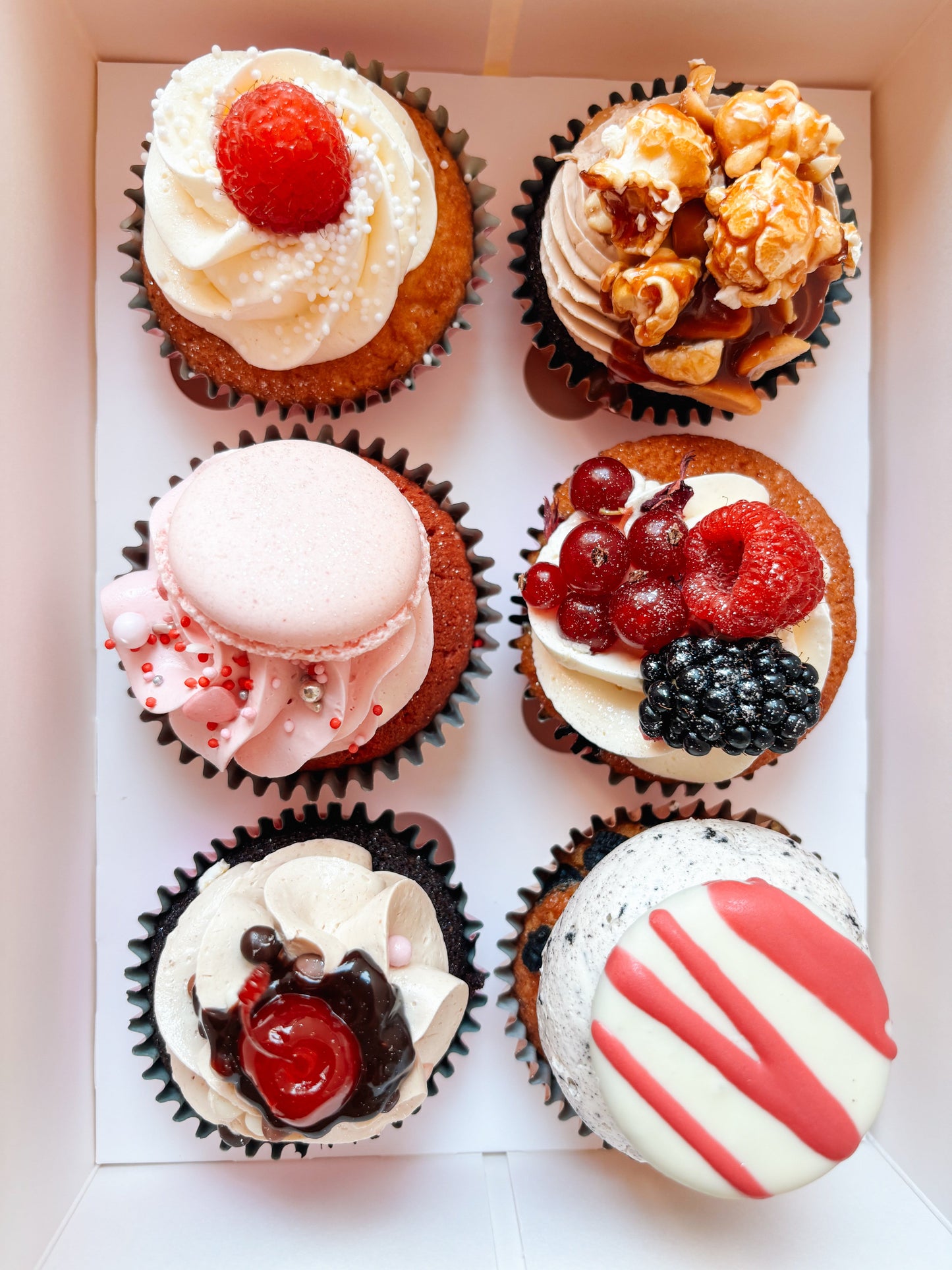Pick your flavor - 6 cupcakes